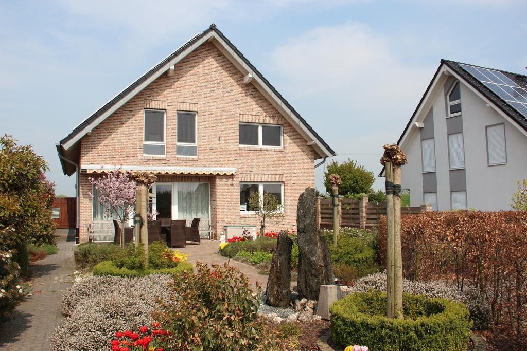Haus Rheinblick Bed and Breakfast Grieth Kamer foto